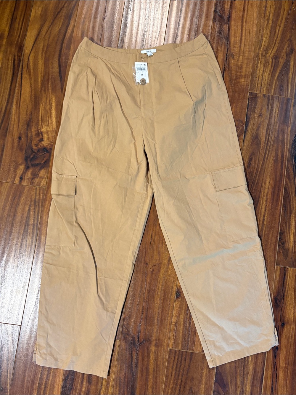 NWT Bar III Light Tan Wide-Leg Cargo Pants